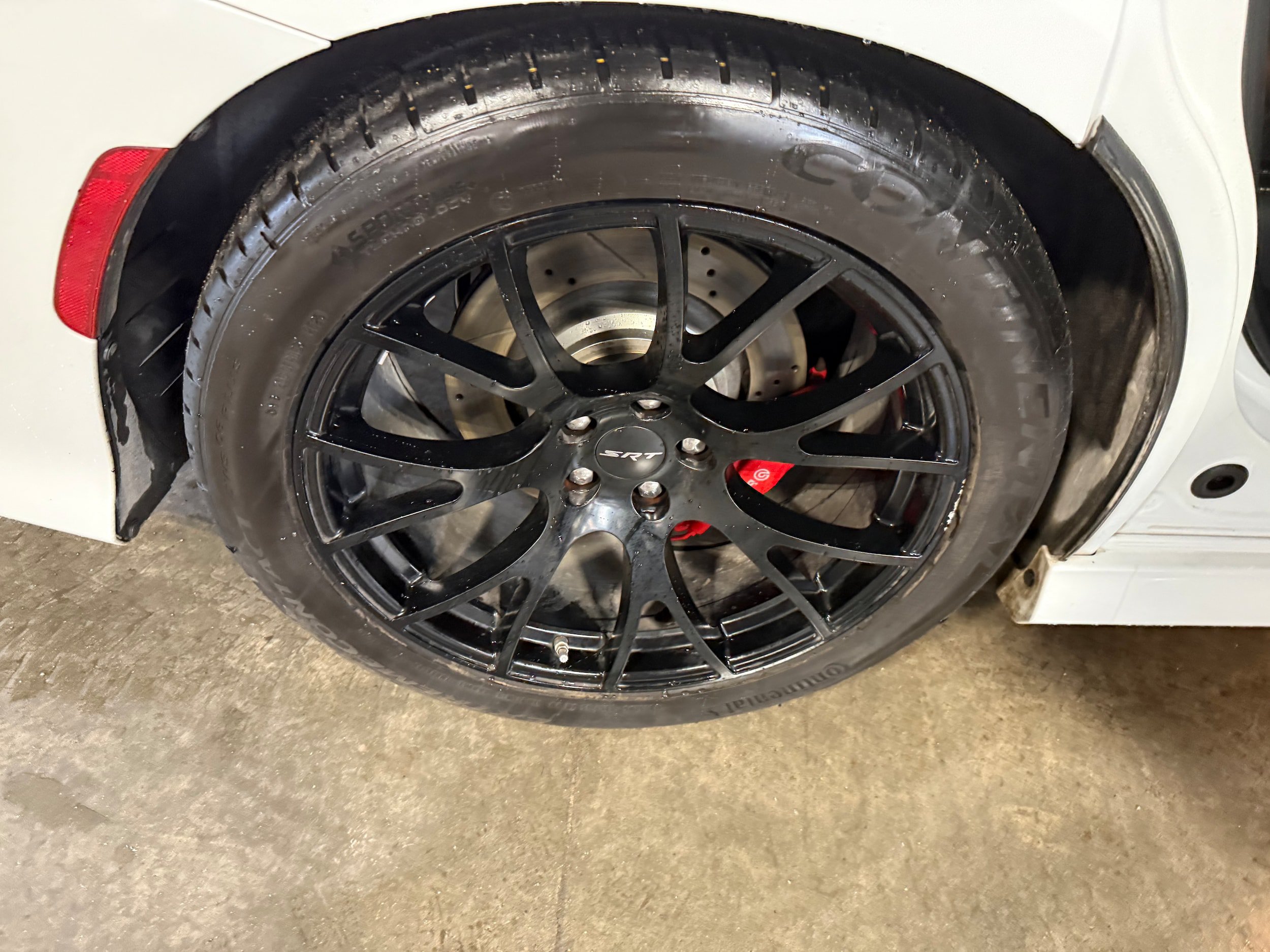 Used 2016 Dodge Charger SRT Hellcat w/ Harman/Kardon Audio Group RWD image 14