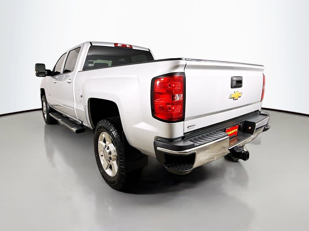 Used 2018 Chevrolet Silverado 2500 LT w/ LT Convenience Package image 6