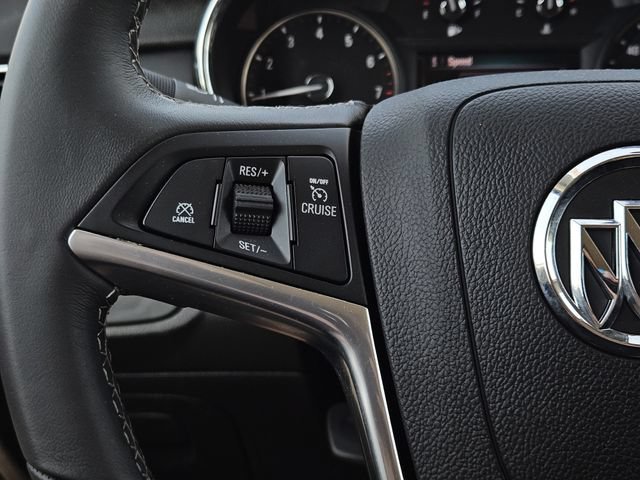 Used 2020 Buick Encore Preferred FWD image 27