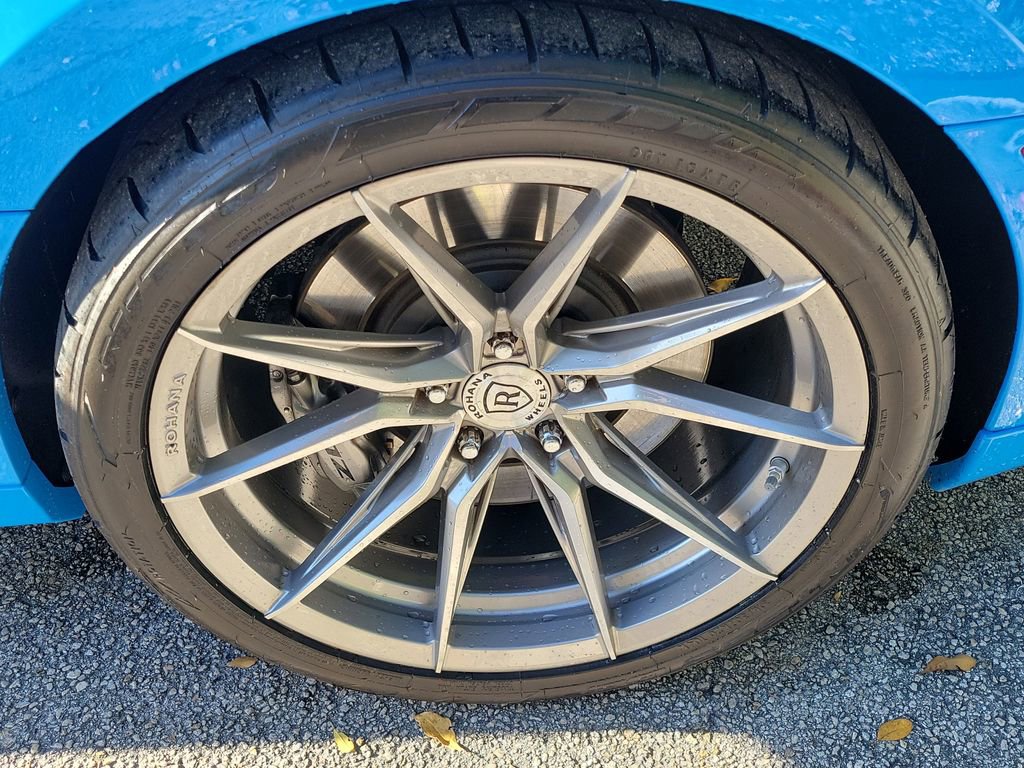 Used 2022 Chevrolet Camaro ZL1 image 9