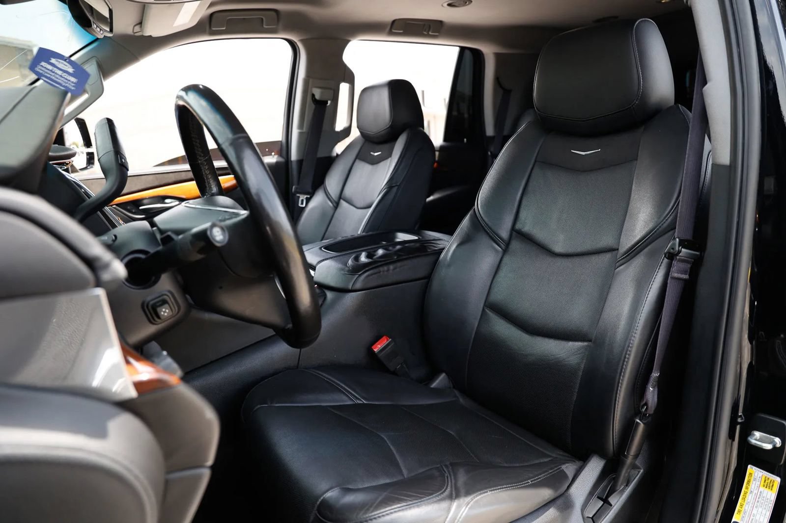 Used 2016 Cadillac Escalade 2WD image 16