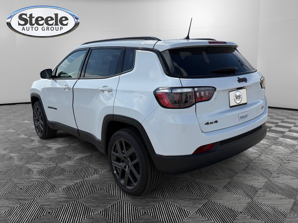 New 2026 Jeep Compass Latitude image 3