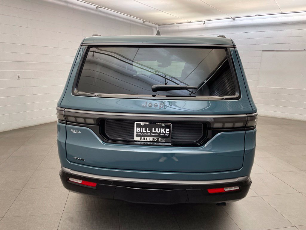 New 2026 Jeep Grand Wagoneer Limited AWD/4WD image 5