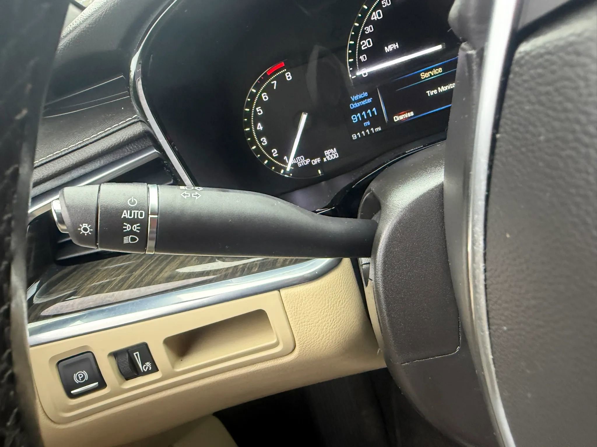 Used 2018 Cadillac XT5 AWD image 17