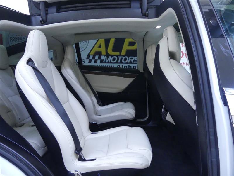 Used 2017 Tesla Model X 100D AWD/4WD image 4