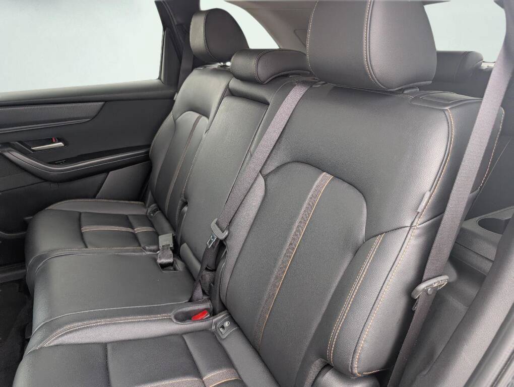Used 2025 MAZDA CX-90 3.3 Turbo w/ Select Package AWD/4WD image 15