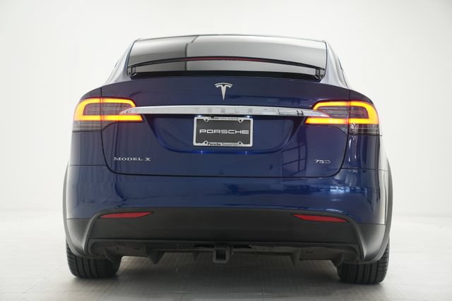 Used 2018 Tesla Model X 75D AWD/4WD image 4