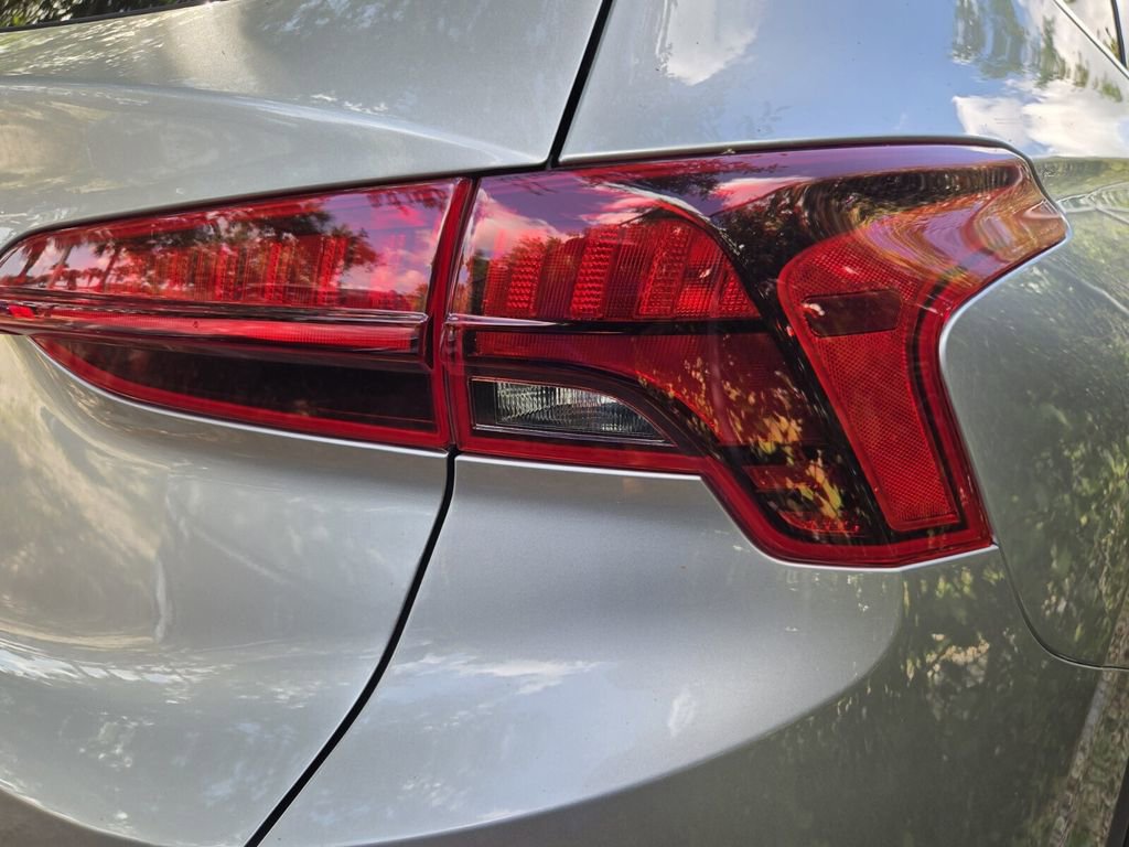 Used 2022 Hyundai Santa Fe XRT FWD image 8