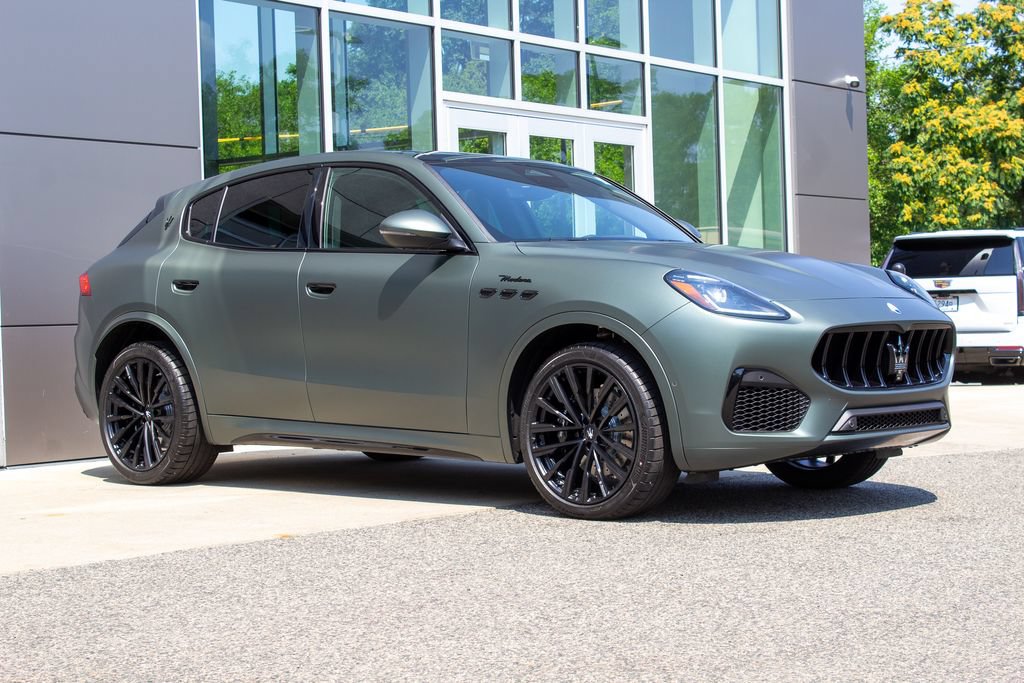Used 2026 Maserati Grecale Modena AWD/4WD image 3