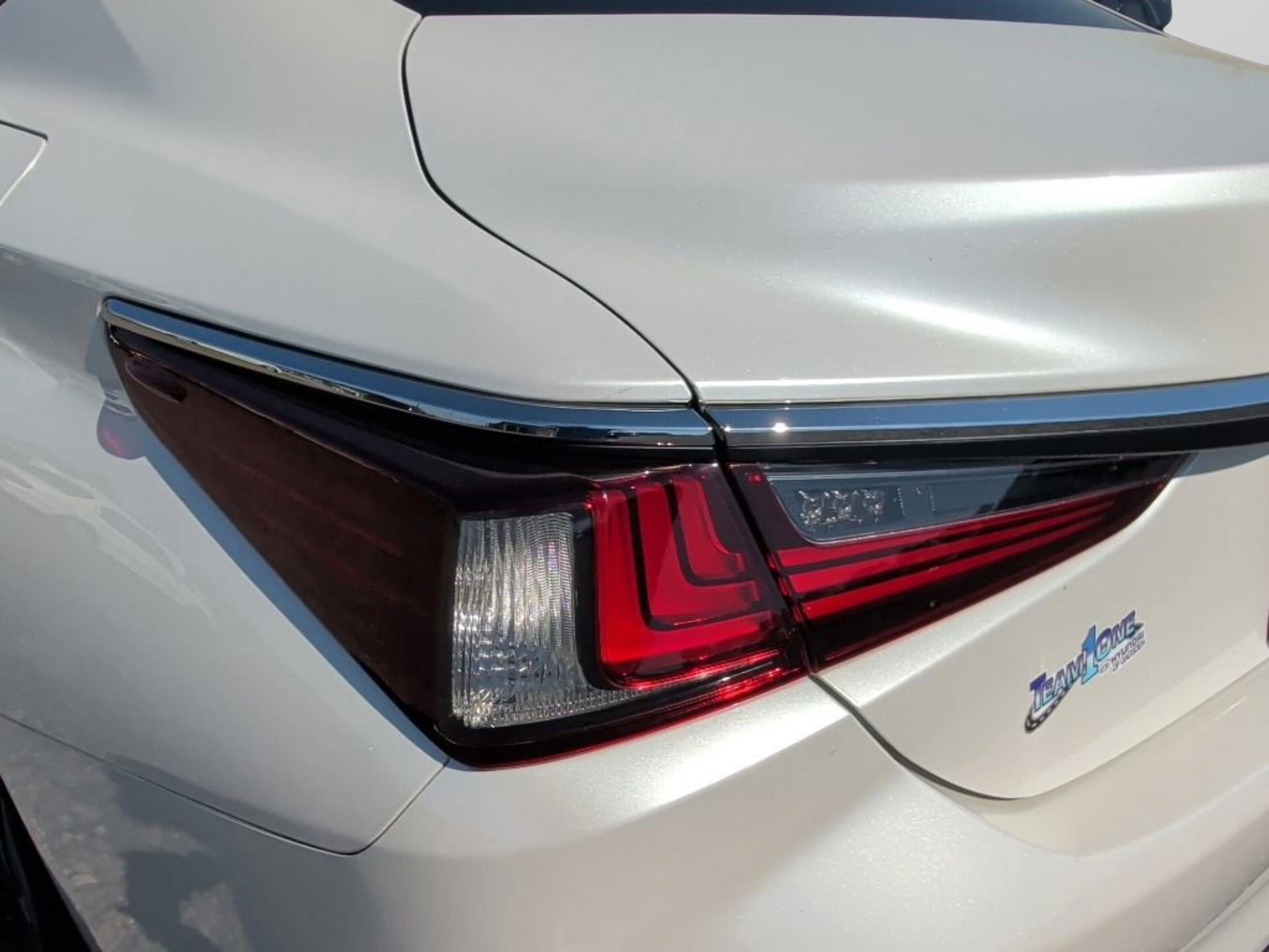 Used 2019 Lexus ES 350 w/ Accessory Package 2 image 42