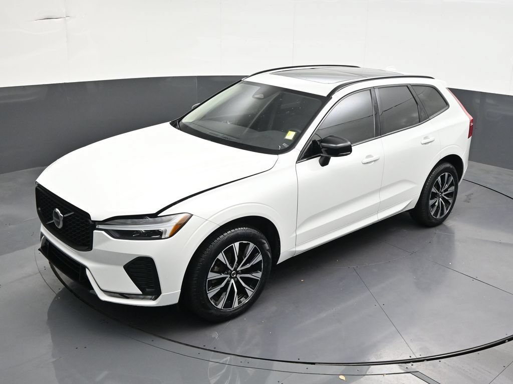 Certified 2024 Volvo XC60 B5 Core w/ Protection Package Premier AWD/4WD image 16