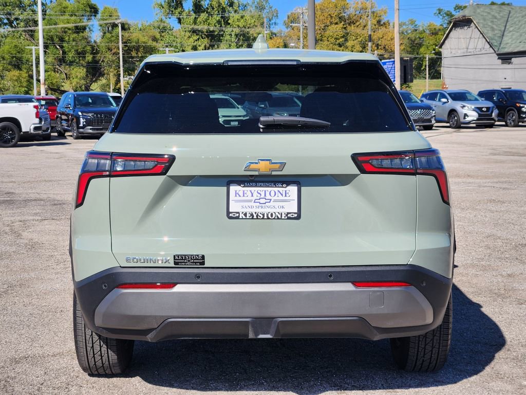 New 2026 Chevrolet Equinox LT image 6