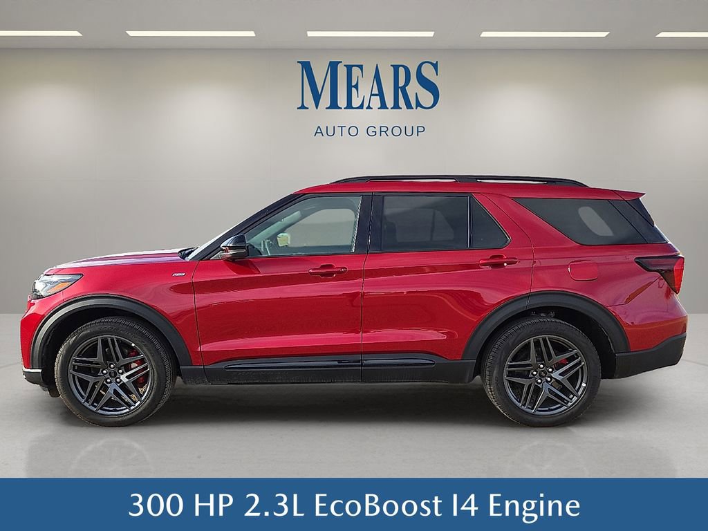 Used 2025 Ford Explorer ST-Line w/ ST-Line Street Pack image 3