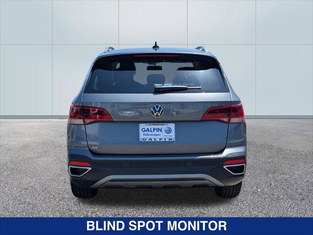 Certified 2022 Volkswagen Taos SE FWD image 4