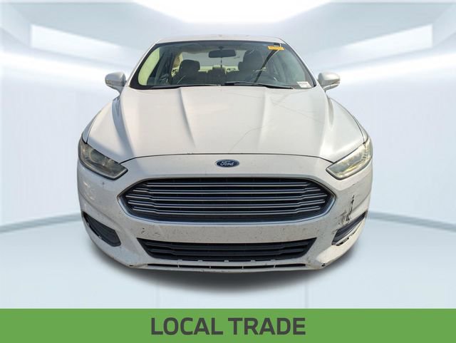 Used 2014 Ford Fusion SE image 2
