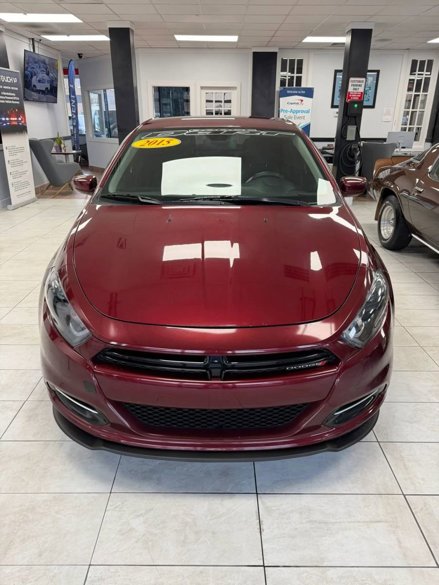 Used 2015 Dodge Dart SXT image 2