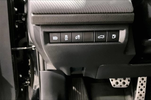 Used 2026 Toyota Camry SE AWD/4WD image 43