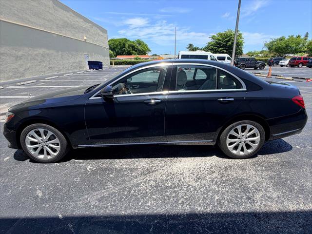 Used 2017 Mercedes-Benz E 300 image 3