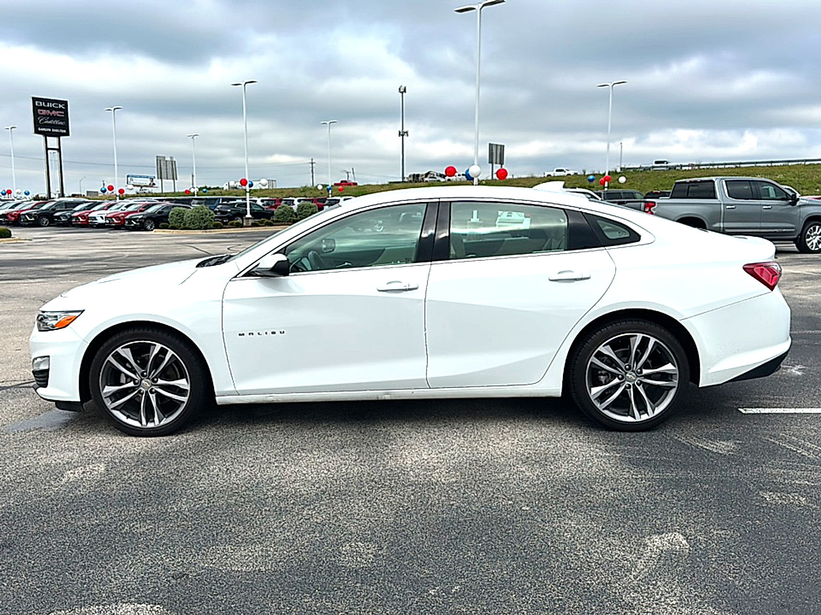 Used 2024 Chevrolet Malibu LT FWD image 5