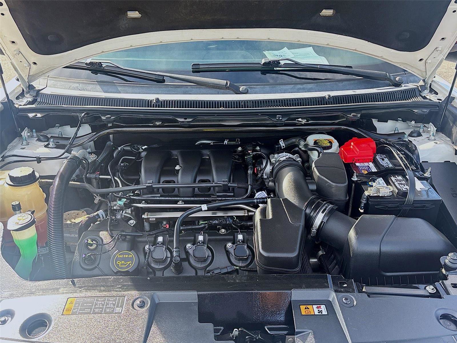 Used 2017 Ford Flex SEL FWD image 33