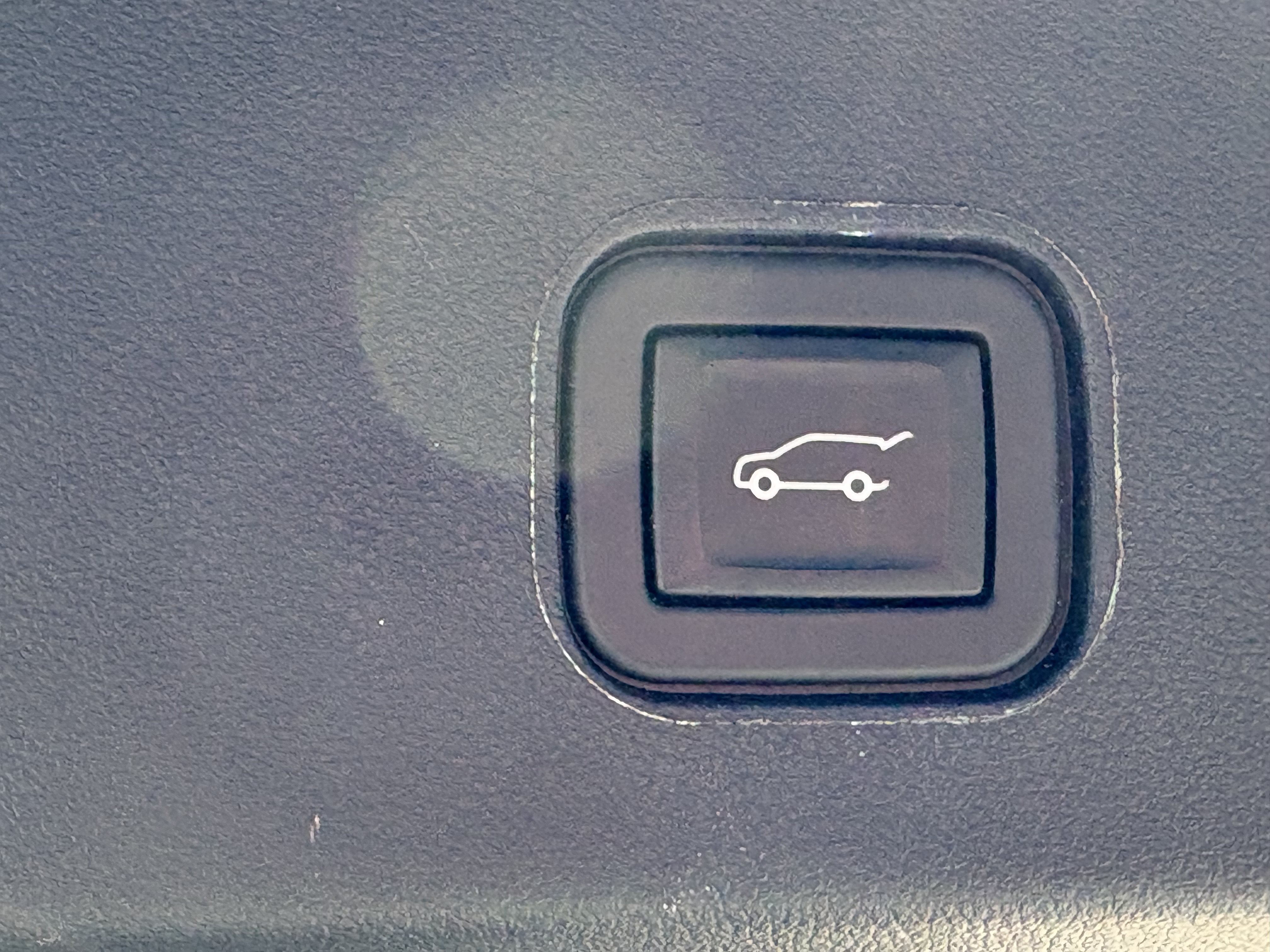 Certified 2024 Cadillac Lyriq Sport AWD/4WD image 10