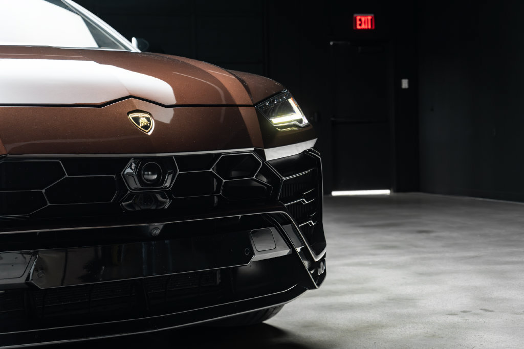 Used 2022 Lamborghini Urus AWD/4WD image 4