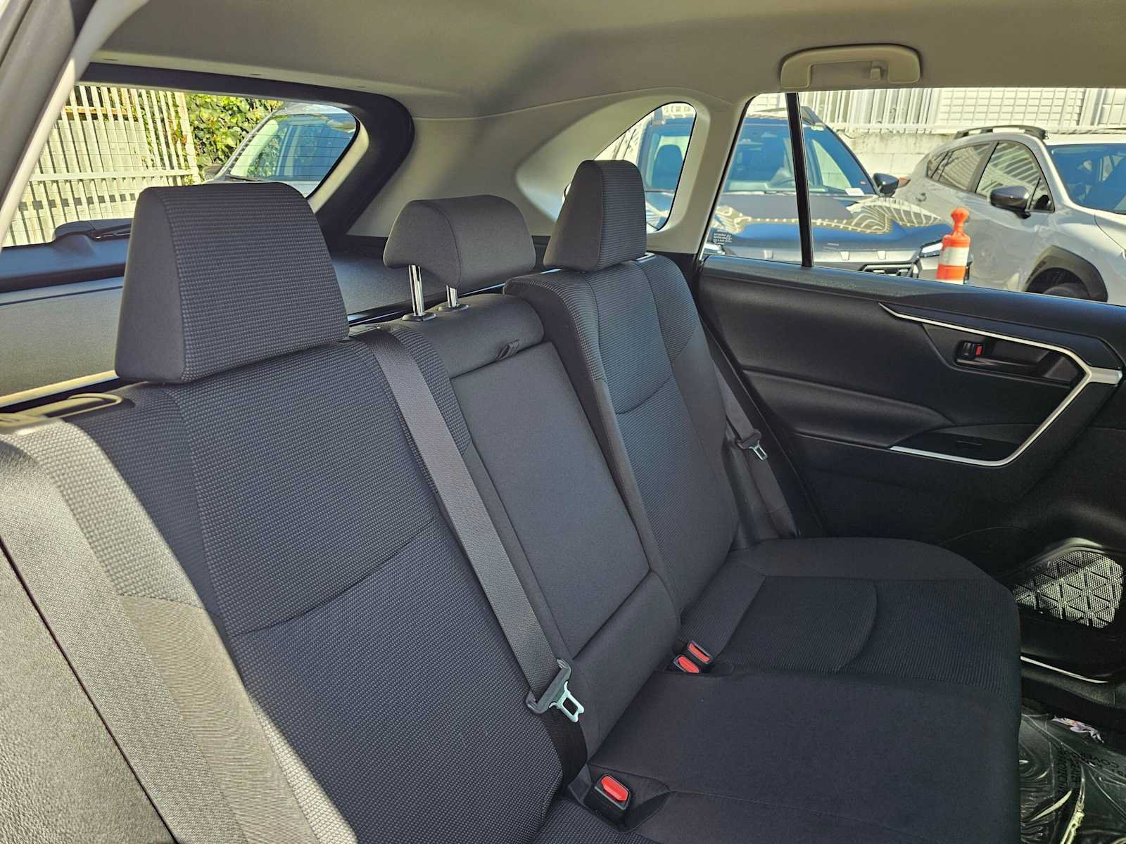 Used 2023 Toyota RAV4 LE AWD/4WD image 13