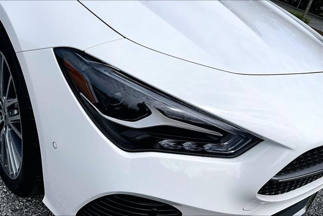 Certified 2025 Mercedes-Benz CLA 250 4MATIC image 35
