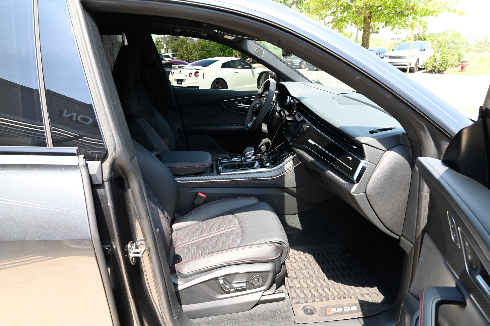 Used 2024 Audi RS Q8 AWD/4WD image 55