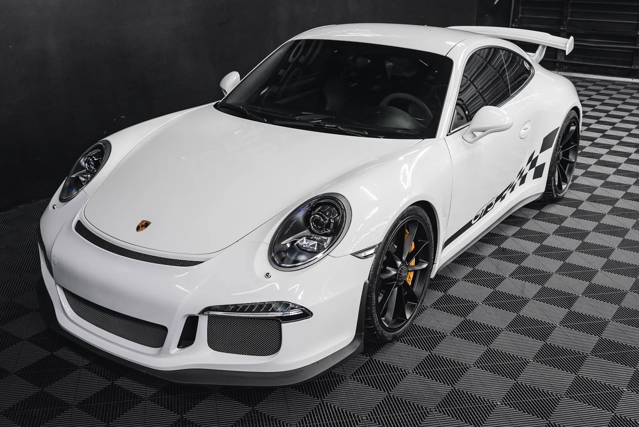 Used 2015 Porsche 911 GT3 RWD image 28