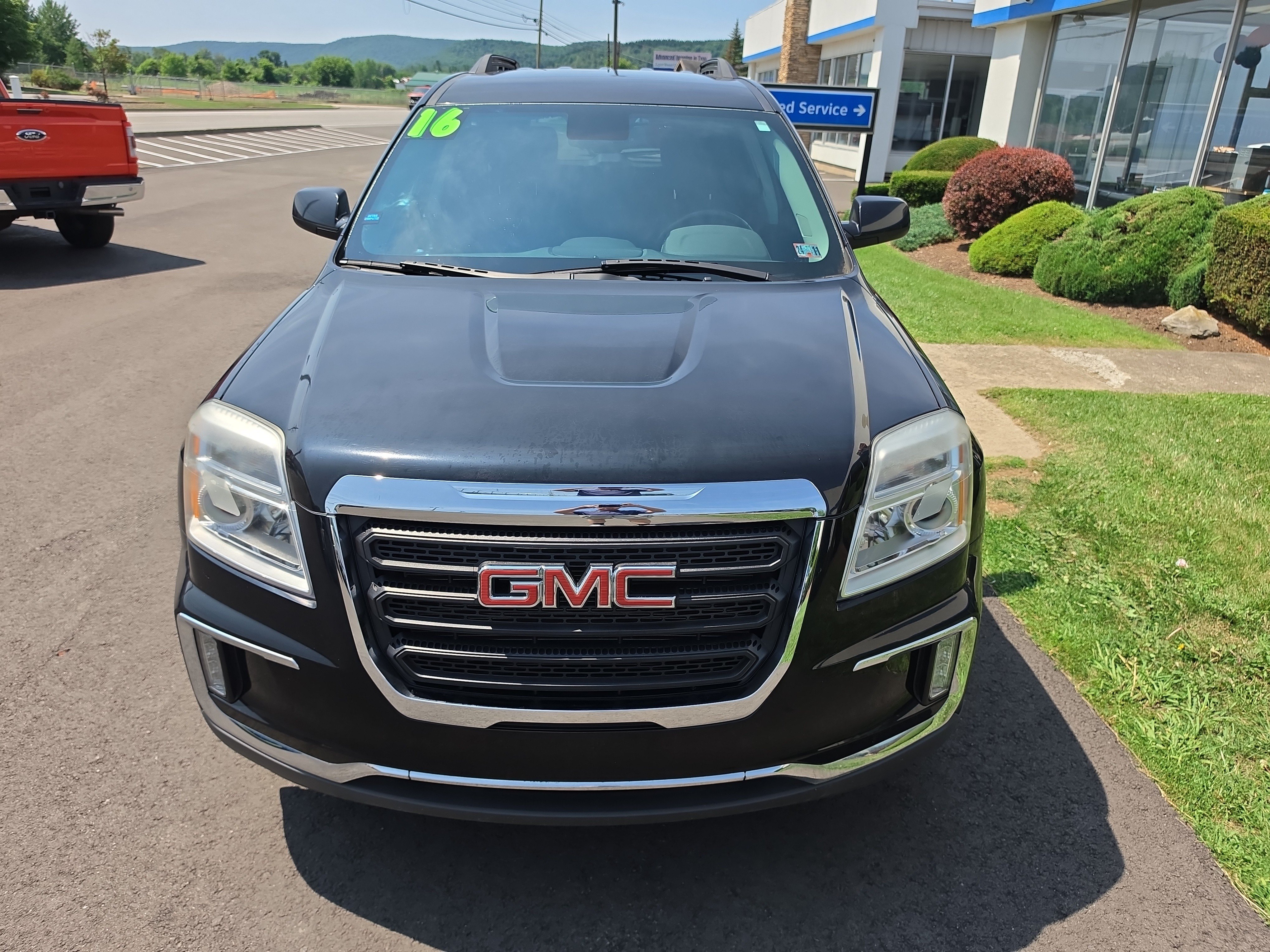Used 2016 GMC Terrain SLE w/ Convenience Package AWD/4WD image 9
