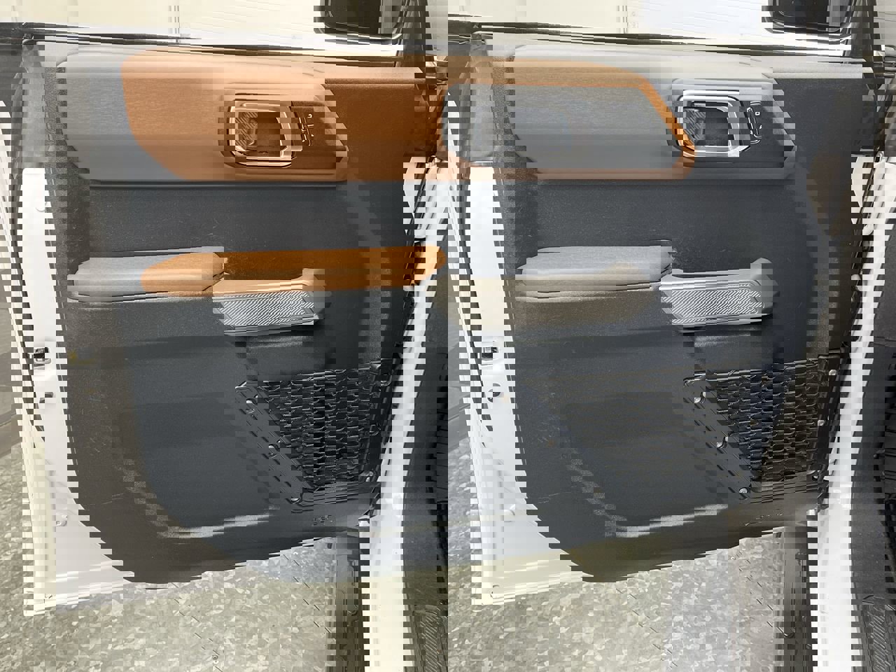 Certified 2023 Ford Bronco Outer Banks image 8