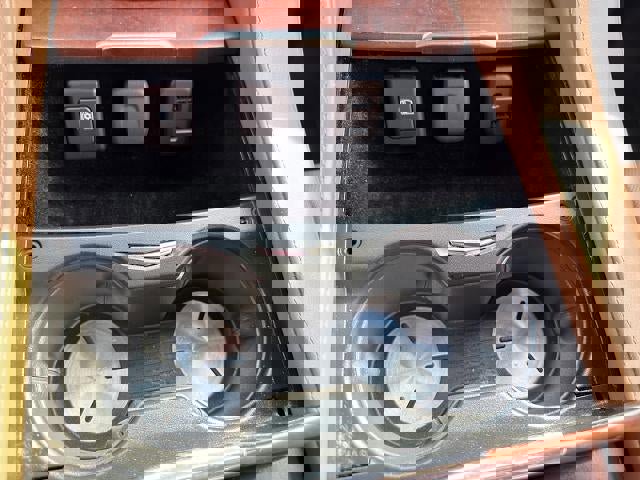 Used 2017 Cadillac Escalade ESV Platinum image 39