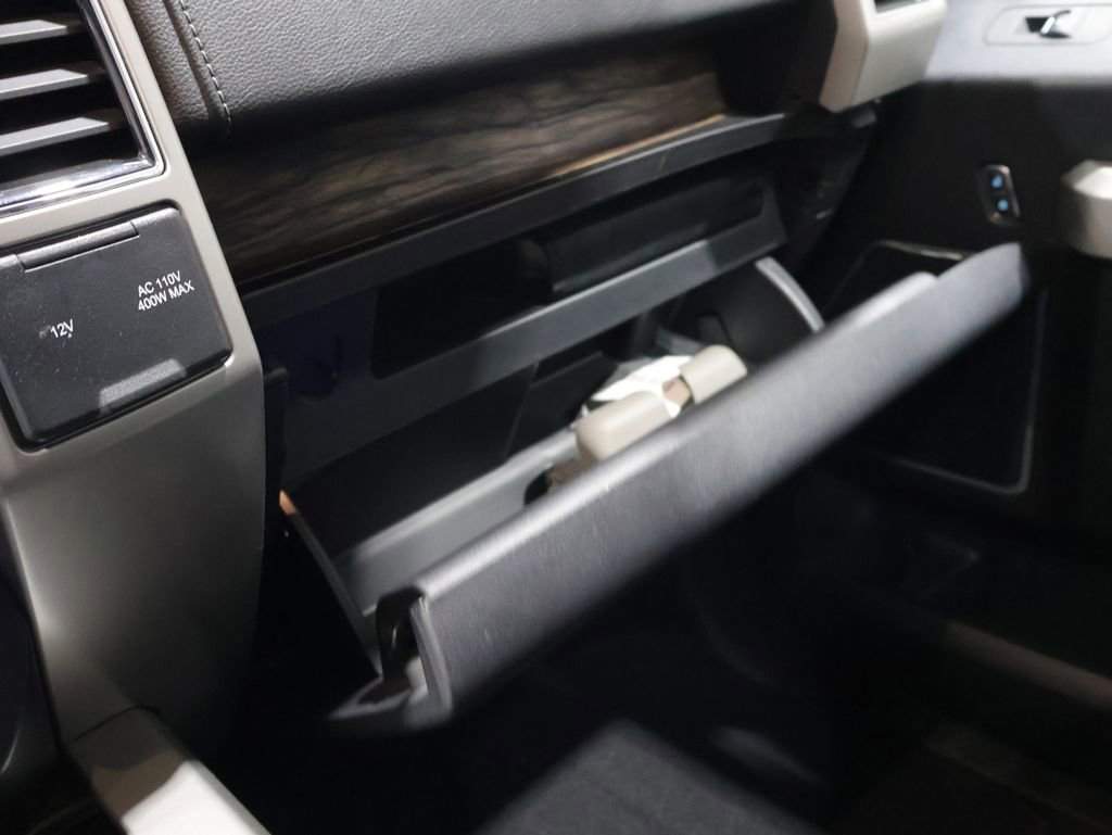 Used 2018 Ford F150 Lariat w/ Equipment Group 502A Luxury AWD/4WD image 29