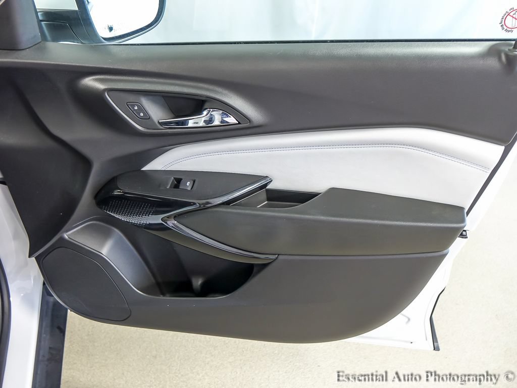 Used 2025 Chevrolet Trax LT w/ LT Convenience Package FWD image 22