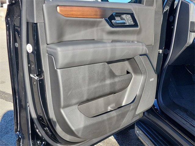 New 2026 GMC Yukon Denali image 11