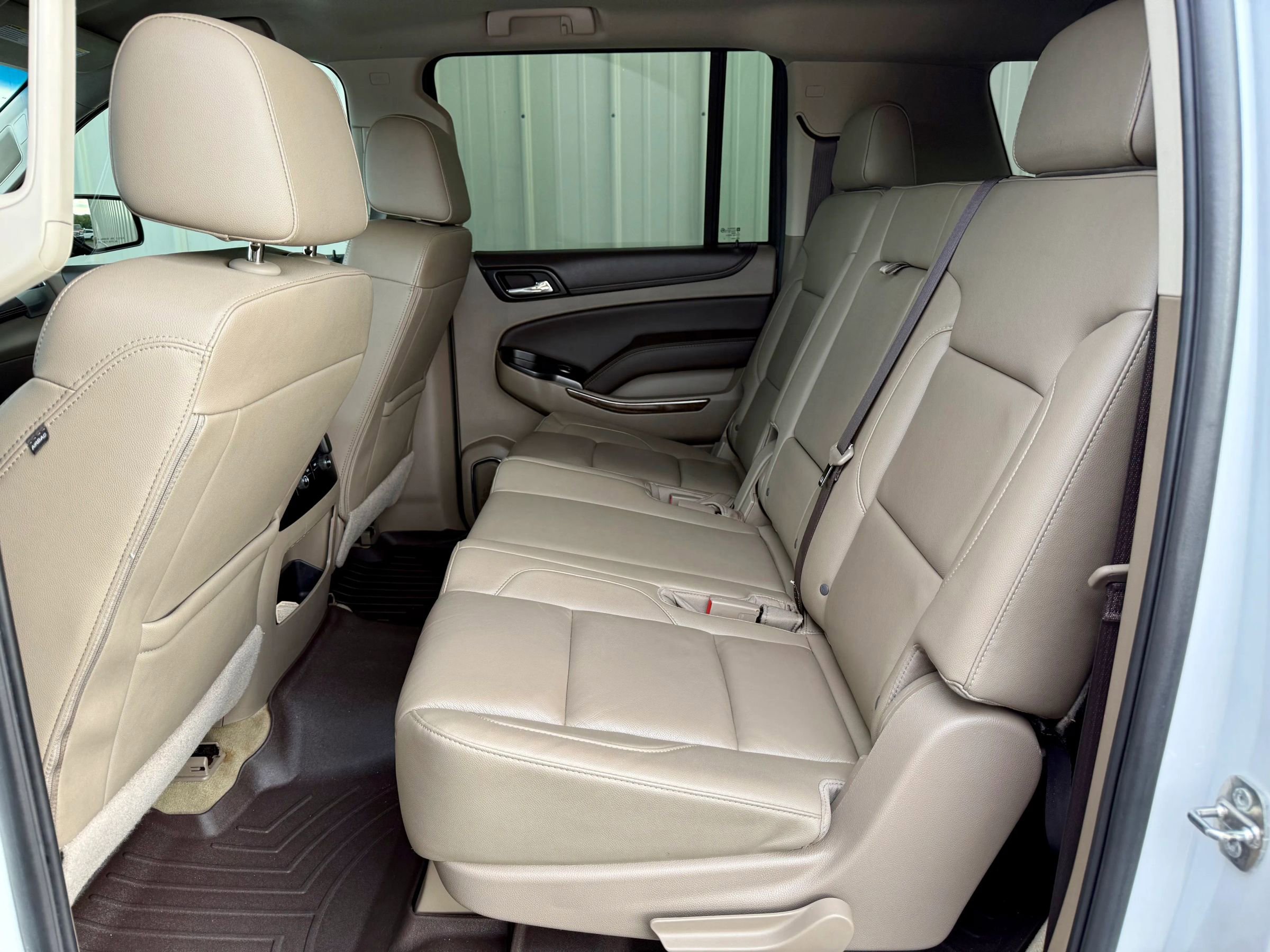Used 2017 Chevrolet Suburban LT AWD/4WD image 34