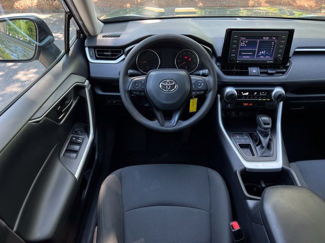 Used 2022 Toyota RAV4 LE FWD image 29
