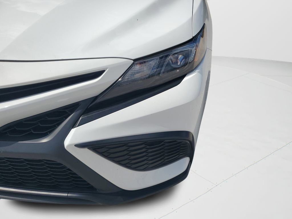 Certified 2023 Toyota Camry SE w/ Convenience Package image 9