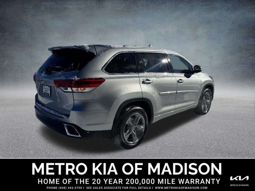 Used 2019 Toyota Highlander Limited Platinum image 5
