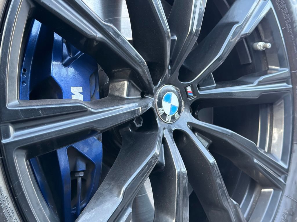 Used 2023 BMW X5 M50i w/ Executive Package image 7
