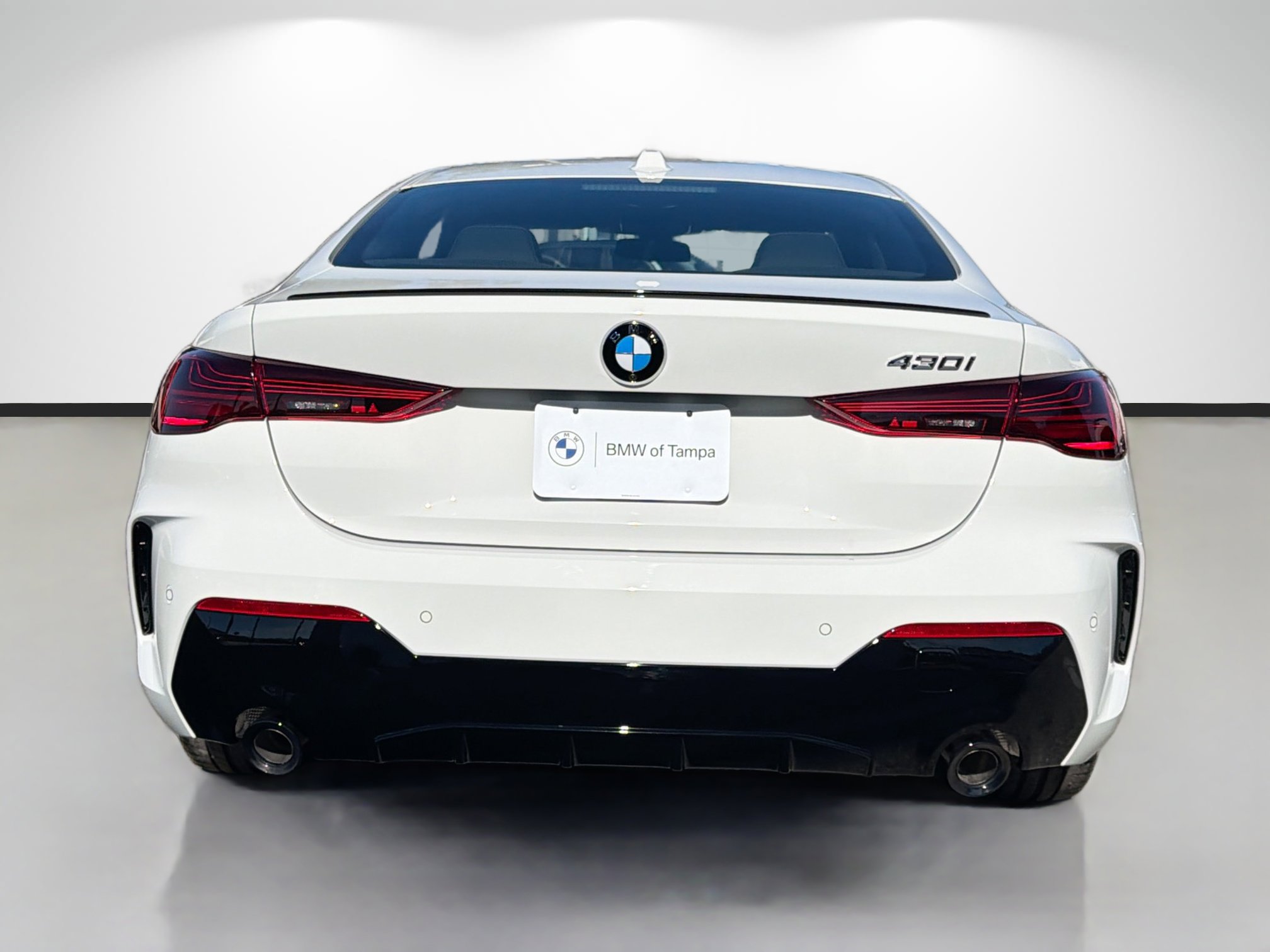 New 2026 BMW 430i Coupe w/ M Sport Package image 4