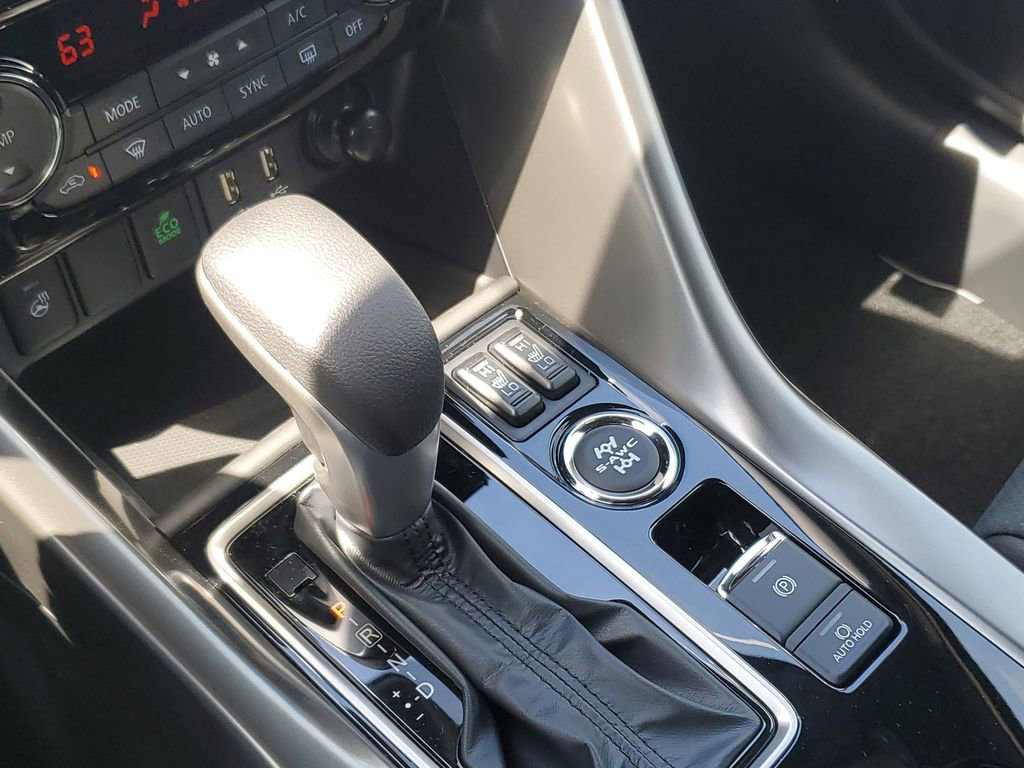 New 2025 Mitsubishi Eclipse Cross Black Edition image 30