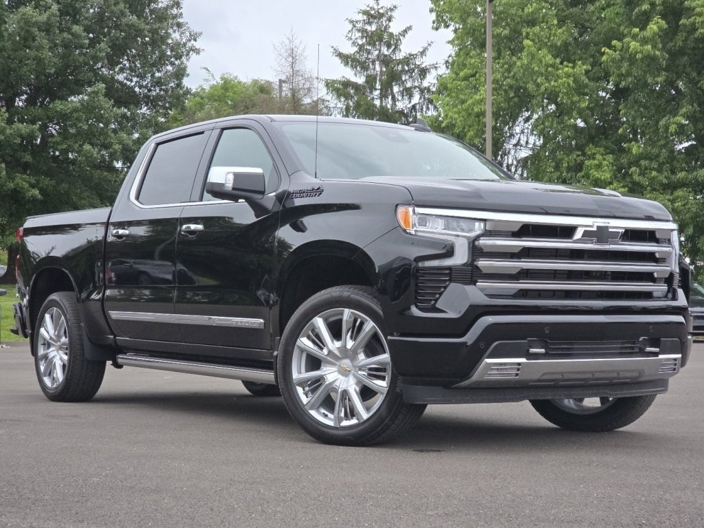 New 2026 Chevrolet Silverado 1500 High Country AWD/4WD image 2