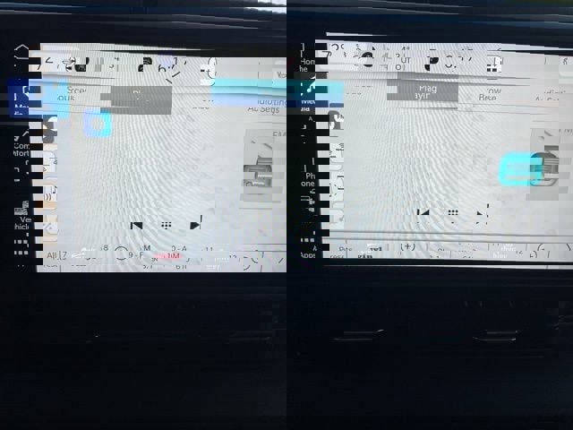 Used 2024 Jeep Wrangler Unlimited Sahara image 32