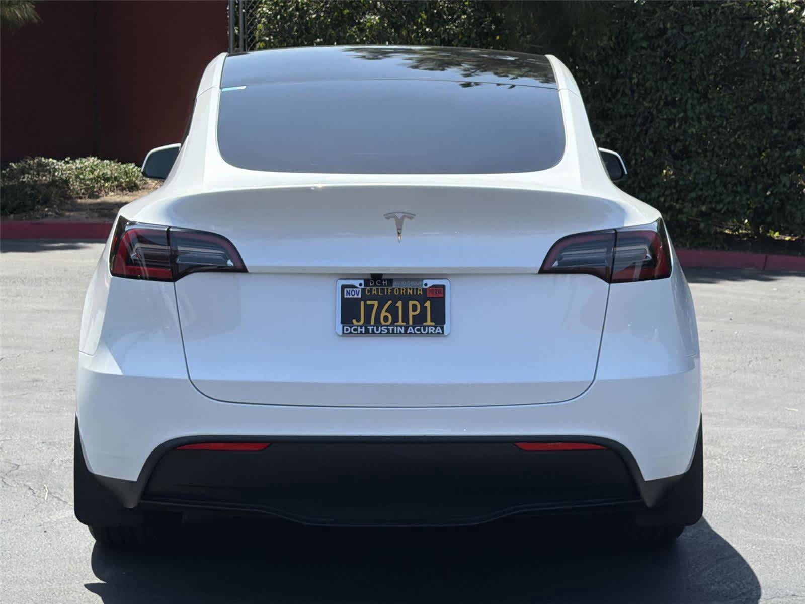 Used 2025 Tesla Model Y Long Range RWD image 6