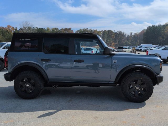 New 2025 Ford Bronco Big Bend w/ Black Diamond Package AWD/4WD image 3