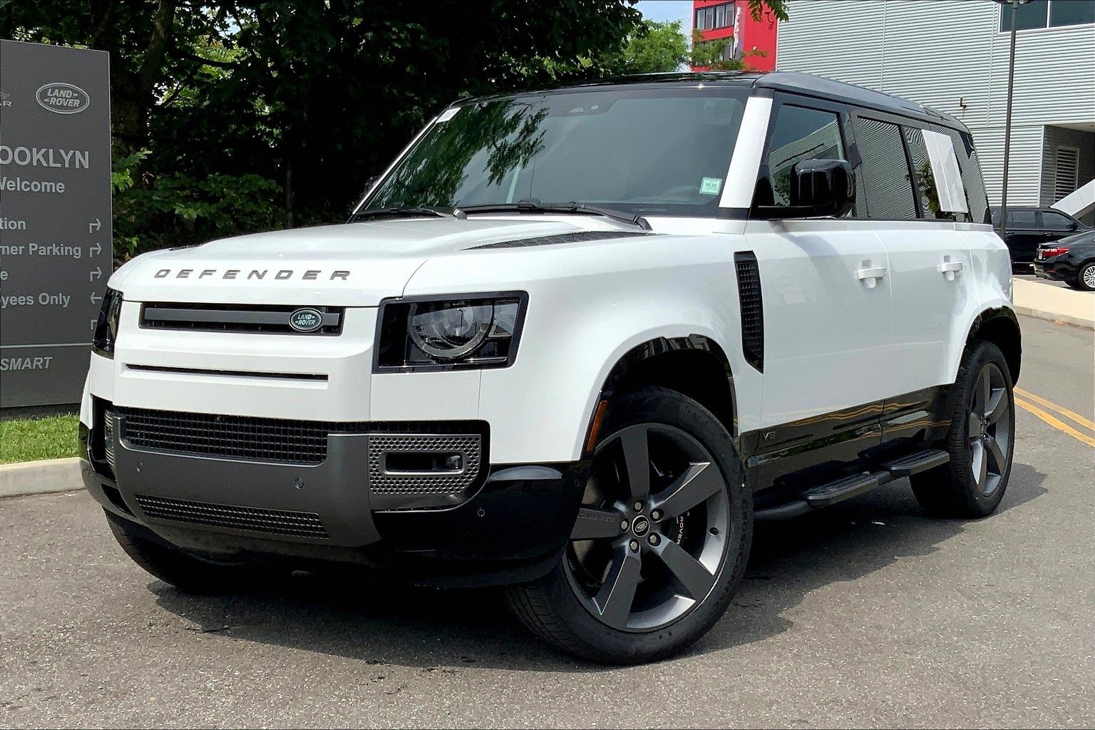 New 2025 Land Rover Defender 110 V8