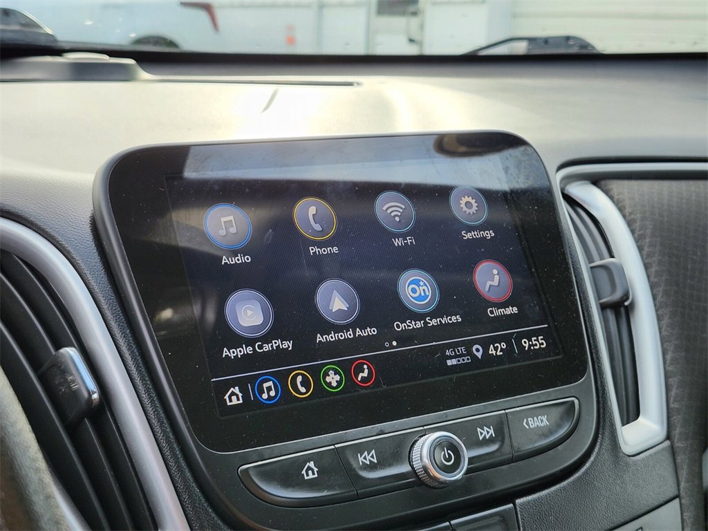 Used 2022 Chevrolet Malibu LT image 19