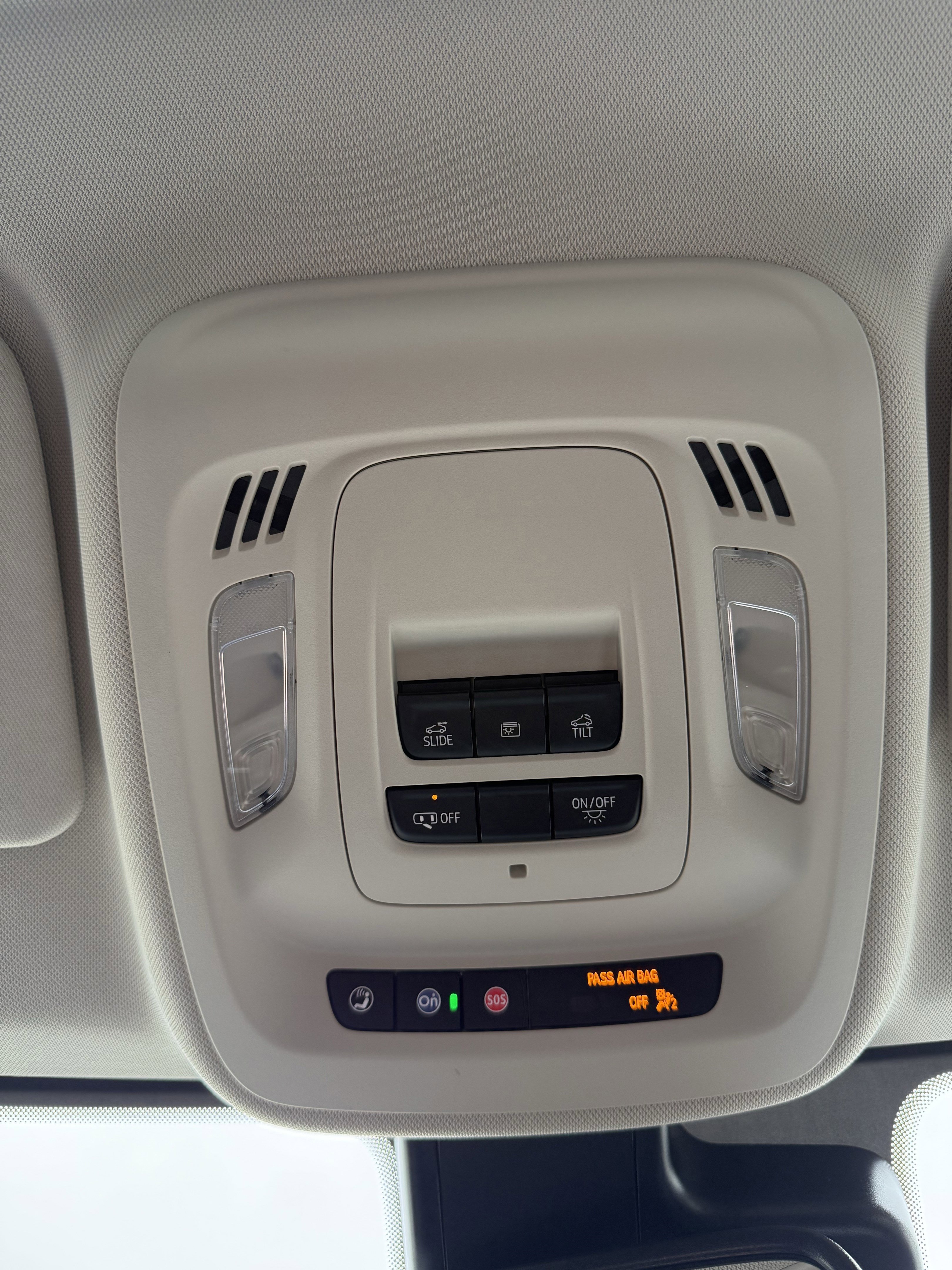 Used 2023 Buick Envision Essence w/ Sport Touring Package FWD image 32